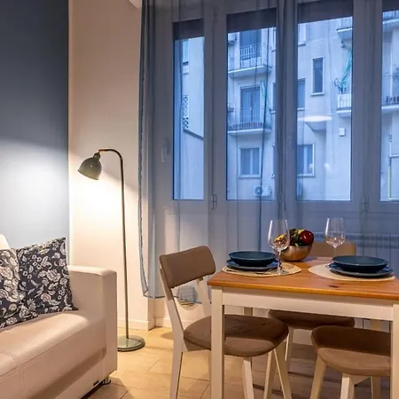 Arco Della Pace - Elegant Apartment Milan